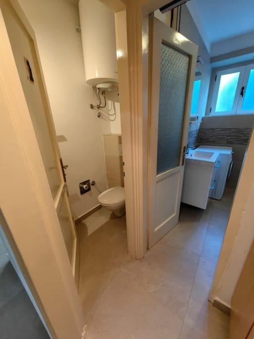 New 1 Bedroom Near Center And Beach Split Exterior foto